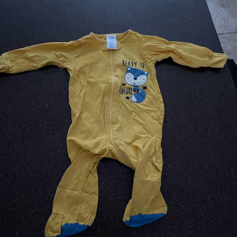 Baby boy clothes size 0-3 months - Picture 4 of 15
